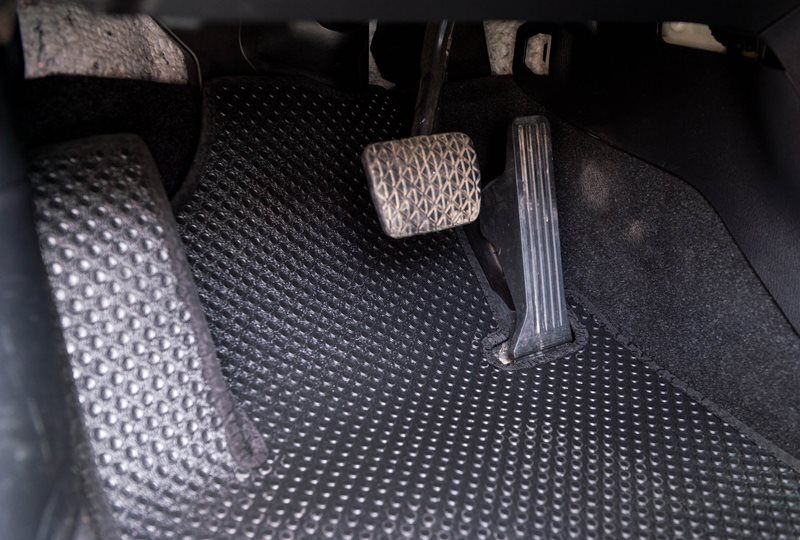 Miếng Lót Sàn Cao Su ô tô