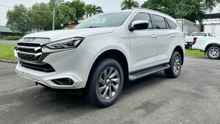 Bảng chi phí bảo dưỡng xe Isuzu MU-X và khả năng giữ giá