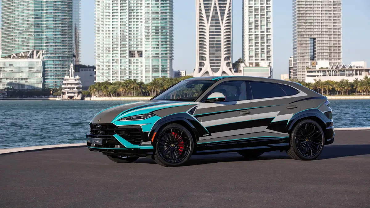 Nội thất Lamborghini Urus được cá nhân hóa với màu sắc và vật liệu độc đáo thông qua chương trình Ad Personam.
