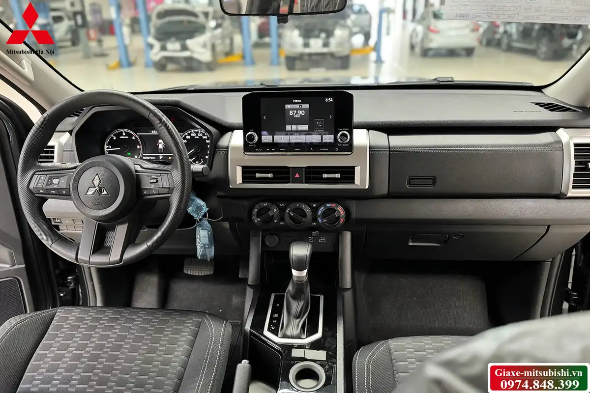 Ngoại thất và nội thất Mitsubishi Triton sau 50.000km