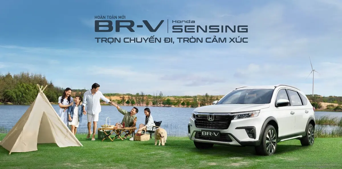 Hình ảnh động cơ 1.5L DOHC i-VTEC của Honda BR-V 2026 với các chi tiết kỹ thuật rõ nét.