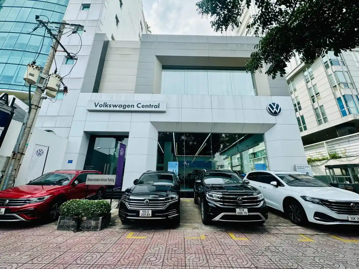 Bảng giá xe Volkswagen 7 chỗ, chi phí lăn bánh Teramont, Viloran, Tiguan Allspace 2025