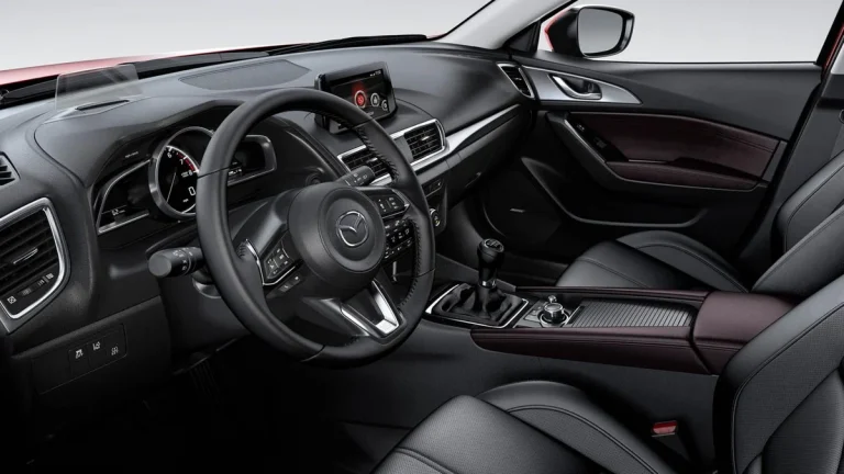 Nội thất Mazda 3 đời 2015 và 2016 tại Việt Nam