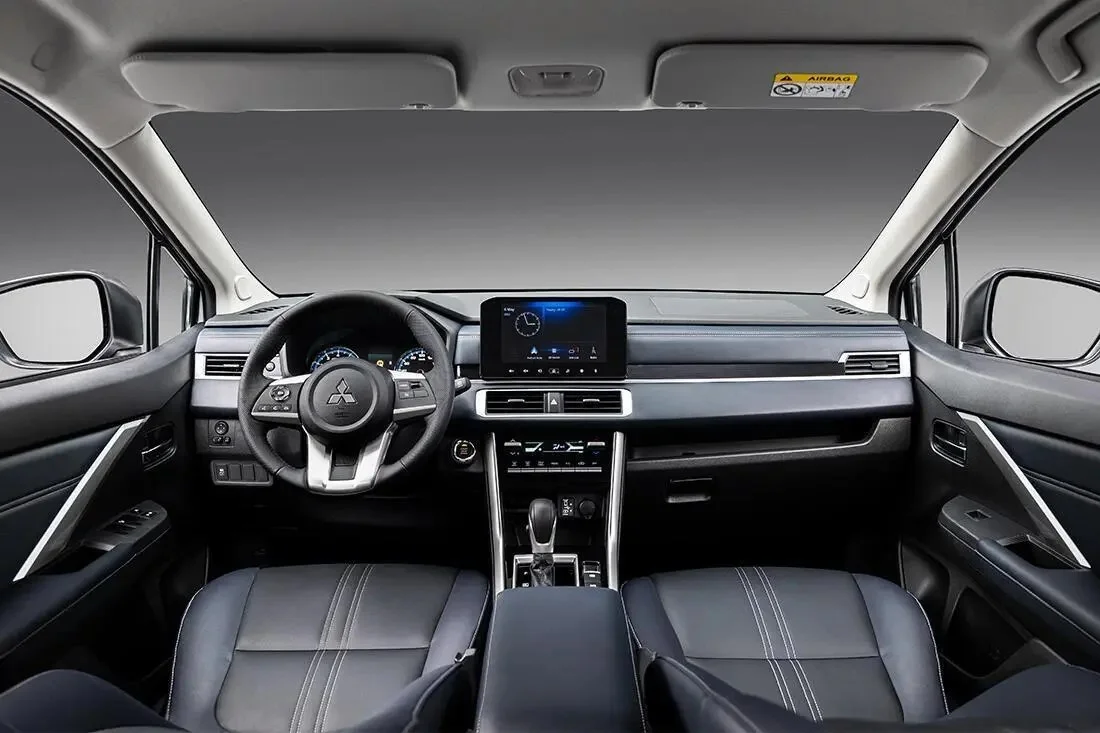 Nội thất Mitsubishi Xpander 2022, tiện nghi cabin