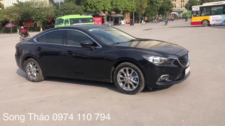 Xe Mazda 6 2.0 đã qua sử dụng, ngoại thất còn mới.