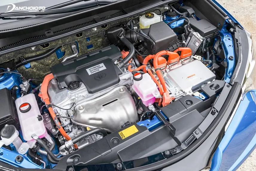 Động cơ hybrid Toyota Dynamic Force hiệu suất cao.