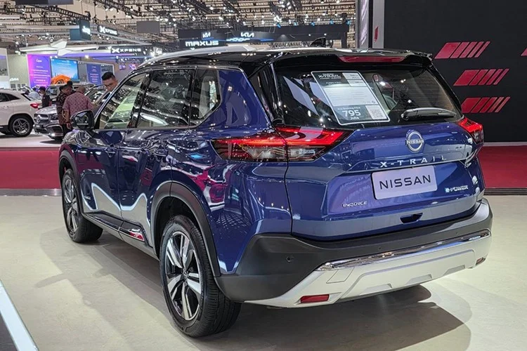 Trải nghiệm lái Nissan X-Trail 2026