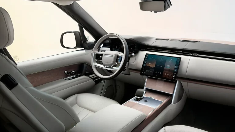 Nội thất Range Rover Sport 7 chỗ với cấu hình ghế 5+2