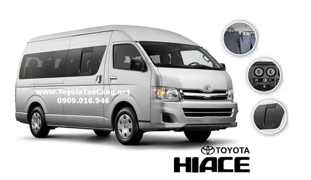 Tài xế đang lái xe Toyota Hiace 16 chỗ máy dầu