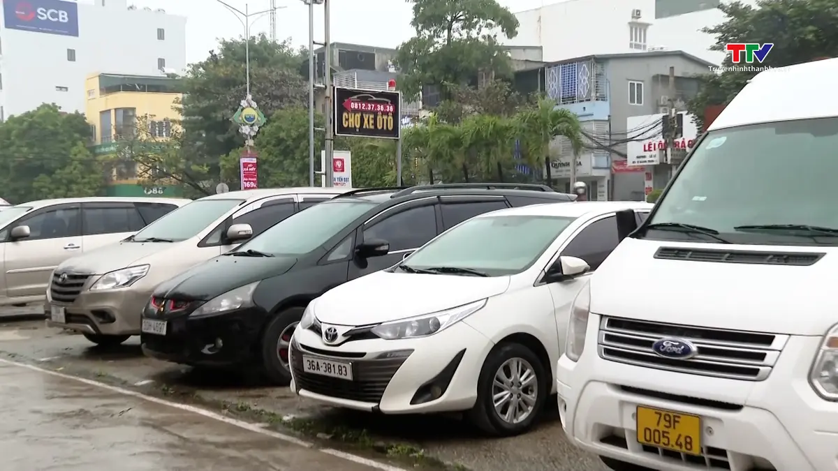 Hình ảnh minh họa thị trường mua bán xe ô tô cũ Kiên Giang sôi động