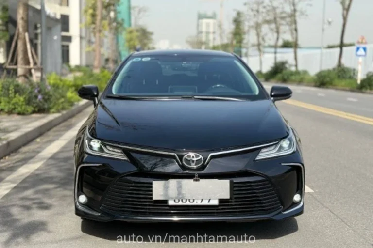 Xe Toyota Altis cũ tại Hà Nội